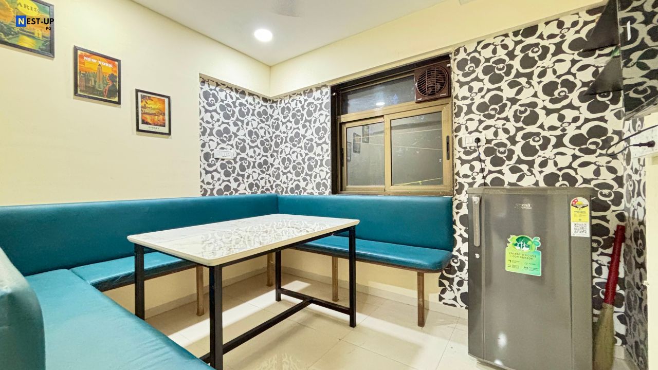 TV and Games Room in Vile Parle