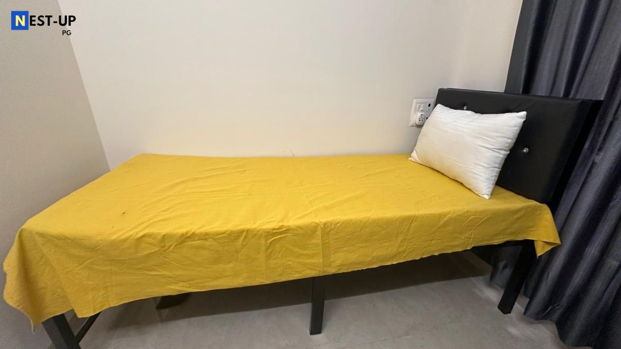 PG Near Andheri Railway Station - Nest-UP PG Chandiwala