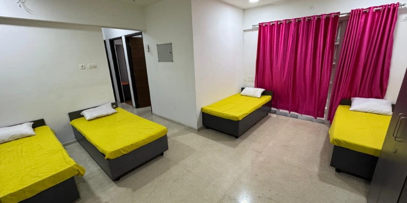 PG in Goregaon West