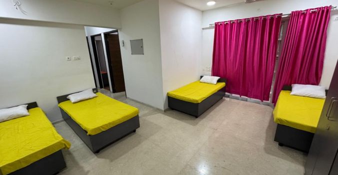 Cheap Four Sharing Hall In Goregaon West